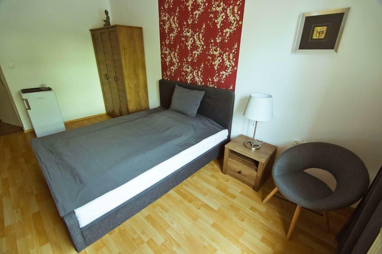 Koi Apartman Balatonalmádi Exterior photo